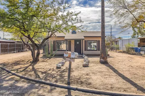 3232 E Towner St, Tucson, AZ 85716