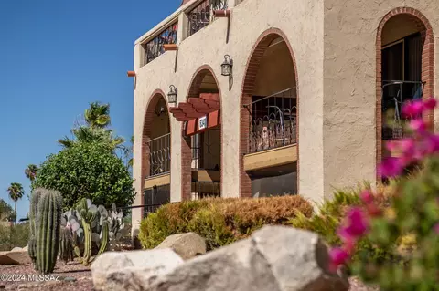 6341 N Barcelona Ct #808, Tucson, AZ 85704