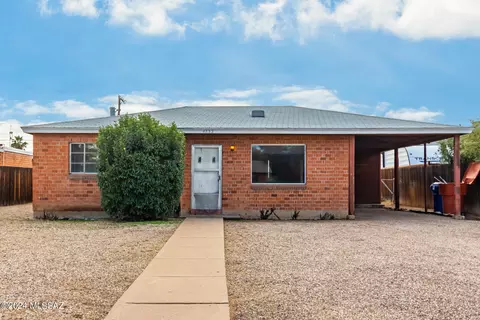 4732 E 10th St, Tucson, AZ 85711