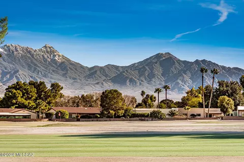 1166 N Abrego Dr, Green Valley, AZ 85614
