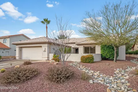 38426 S Lake Crest Dr, Tucson, AZ 85739