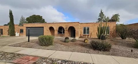 9173 E Chirco Pl, Tucson, AZ 85710