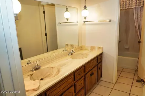 Bath - 1000 E Irene St, Pearce, AZ 85625 photo 3 of 5