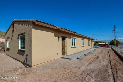 58 W James L Sullivan St, Vail, AZ 85641