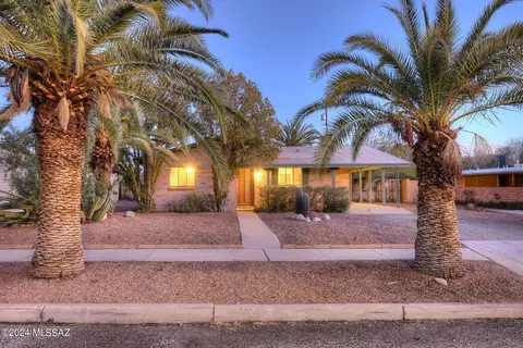 4311 E Poe St, Tucson, AZ 85711