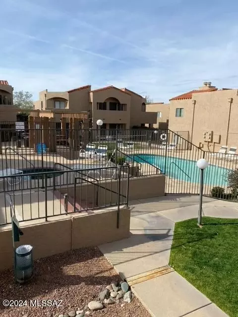 1745 E Glenn St #137, Tucson, AZ 85719