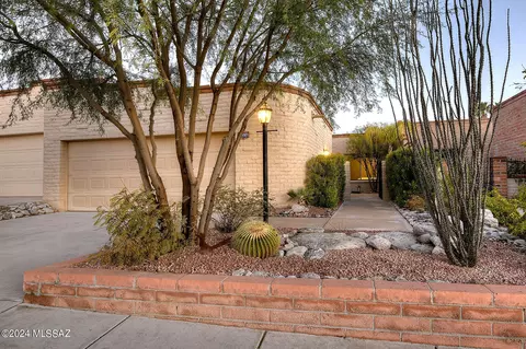 4817 N Territory Loop, Tucson, AZ 85750