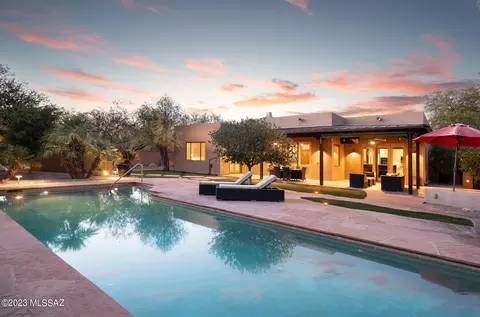 4952 E Asa Carr Way, Tucson, AZ 85712