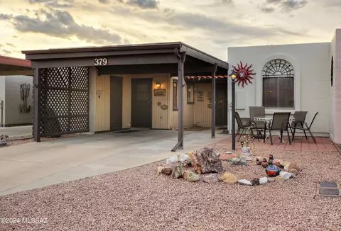379 N Calle Del Chancero, Green Valley, AZ 85614