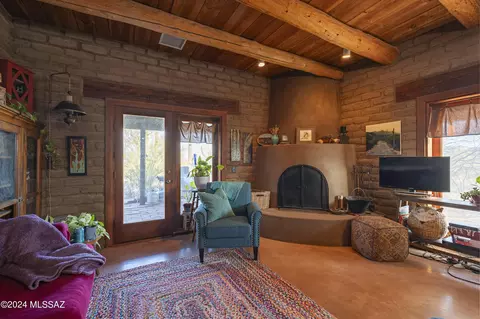 5400 W Lazy C Dr, Tucson, AZ 85745
