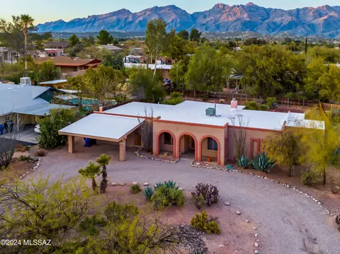 8341 E Marlena Cir S, Tucson, AZ 85715