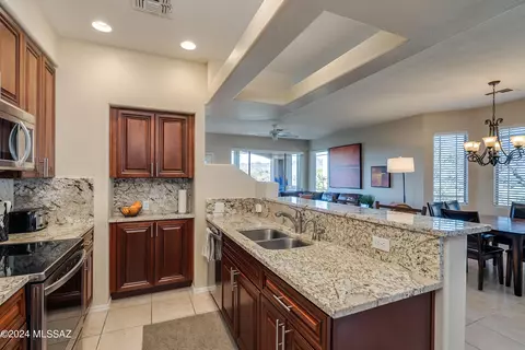 755 W Vistoso Highlands Dr #214, Oro Valley, AZ 85755