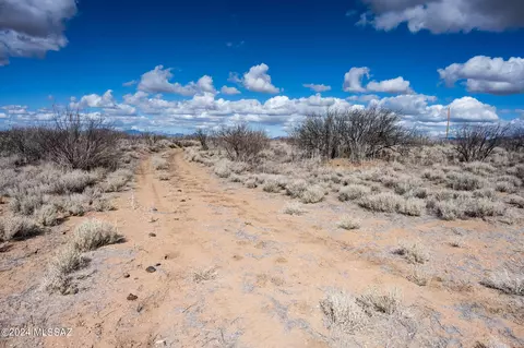 20 Acres Bumble Bee Ln #-, Pearce, AZ 85625 photo 10