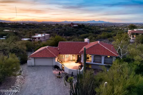 4365 E Cerrada Del Cazador, Tucson, AZ 85718