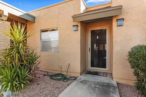 7832 E Baker St, Tucson, AZ 85710 photo 6