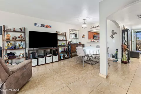 7832 E Baker St, Tucson, AZ 85710 photo 8