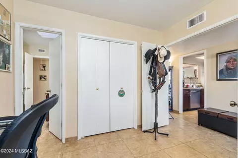 7832 E Baker St, Tucson, AZ 85710 photo 17