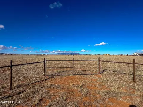 000 Alexander Ln #4, Elgin, AZ 85611
