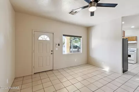 227 E 20th St, Tucson, AZ 85701 photo 2
