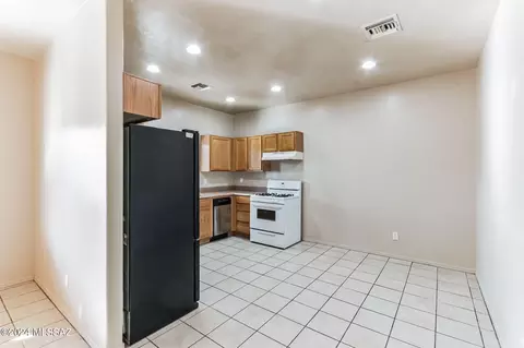 227 E 20th St, Tucson, AZ 85701 photo 5