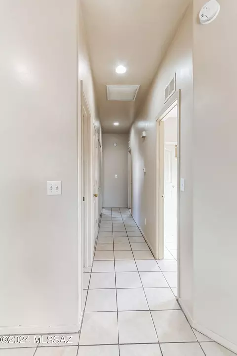 227 E 20th St, Tucson, AZ 85701 photo 7