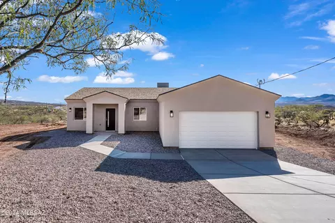 100 Headge Ct, Rio Rico, AZ 85648