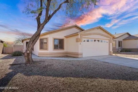 4589 S Valley Rd, Tucson, AZ 85714
