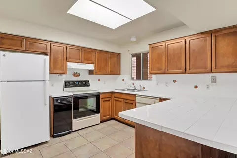 295 E Hadley St, Tucson, AZ 85705 photo 11