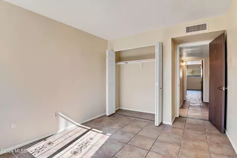 295 E Hadley St, Tucson, AZ 85705 photo 20