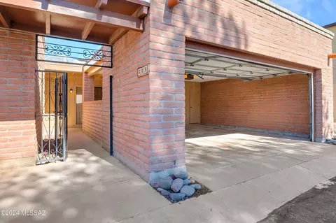 295 E Hadley St, Tucson, AZ 85705 photo 3