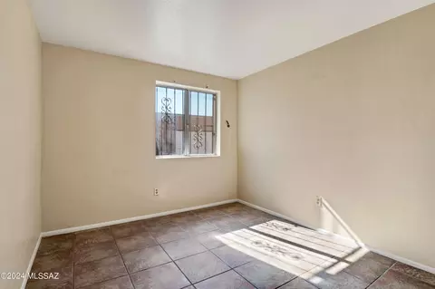 295 E Hadley St, Tucson, AZ 85705 photo 19