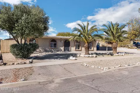 2932 S Harrison Rd, Tucson, AZ 85730