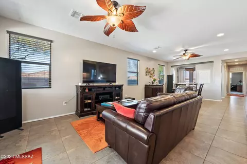 Living - 5172 E Arguedas Way, Tucson, AZ 85756 photo 2 of 4