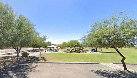 Exterior - 5172 E Arguedas Way, Tucson, AZ 85756 photo 6 of 7
