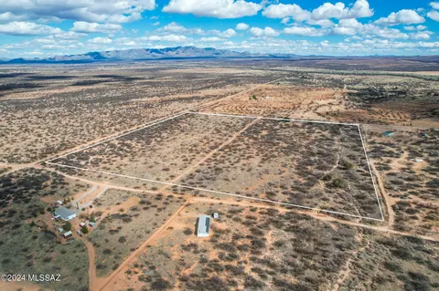 40 E Acres E Clinton Ln #-, Hereford, AZ 85615 photo 5
