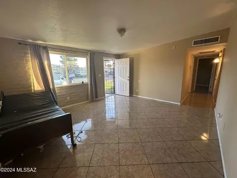 6573 E Hawk Dr, Tucson, AZ 85730 photo 15