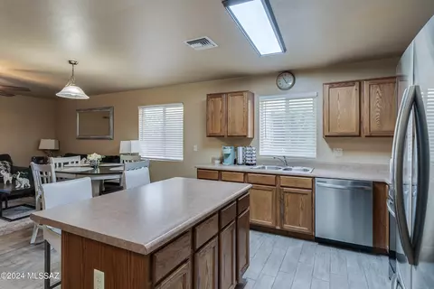 895 E Robert Hansen Dr, Tucson, AZ 85706 photo 24