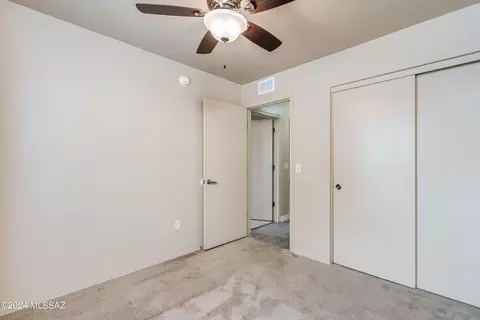895 E Robert Hansen Dr, Tucson, AZ 85706 photo 38