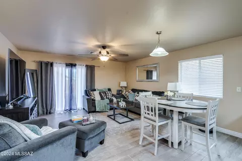 895 E Robert Hansen Dr, Tucson, AZ 85706 photo 11