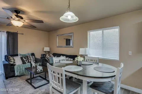 895 E Robert Hansen Dr, Tucson, AZ 85706 photo 17