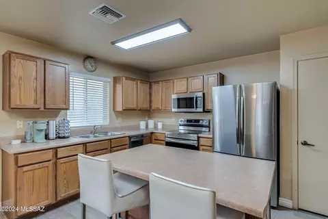 895 E Robert Hansen Dr, Tucson, AZ 85706 photo 20