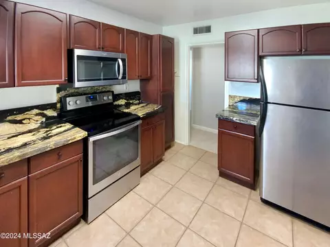 Kitchen - 6021 E 27th St, Tucson, AZ 85711 photo 2 of 2