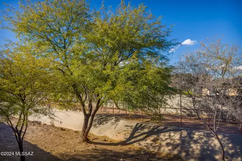5865 E Chaucers Dr, Tucson, AZ 85756 photo 25
