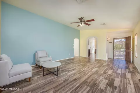 5865 E Chaucers Dr, Tucson, AZ 85756 photo 9