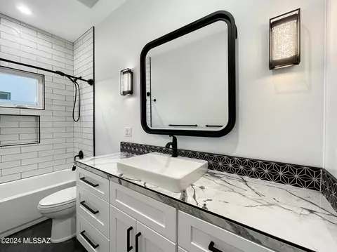Bath - 2332 E 8th St, Tucson, AZ 85719 photo 5 of 5