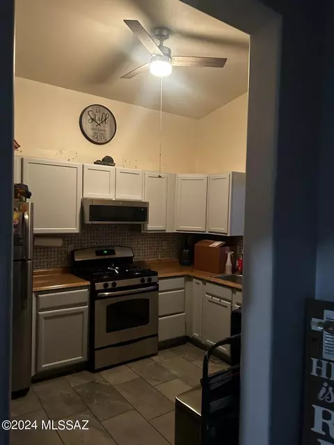 1400 E Pewit Dr, Tucson, AZ 85706 photo 3