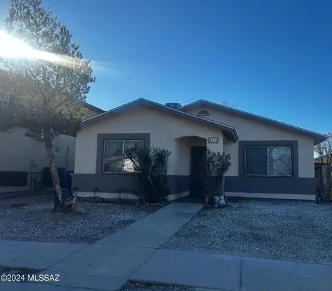 1400 E Pewit Dr, Tucson, AZ 85706 photo 2