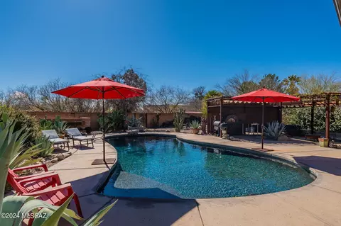 11132 E Glenn St, Tucson, AZ 85749