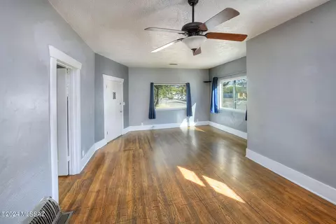 1230 E 8th St, Tucson, AZ 85719 photo 9