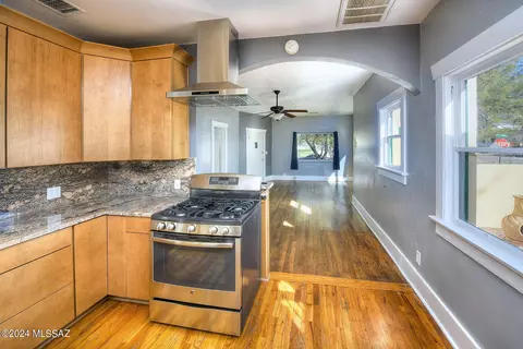 1230 E 8th St, Tucson, AZ 85719 photo 7